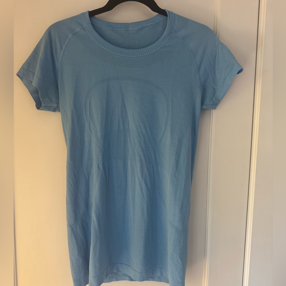 Lululemon Swiftly tech short-sleeve hip length